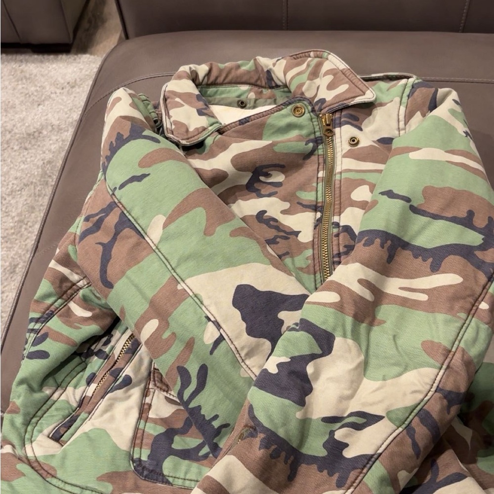 Women’s Camouflage Jacket
